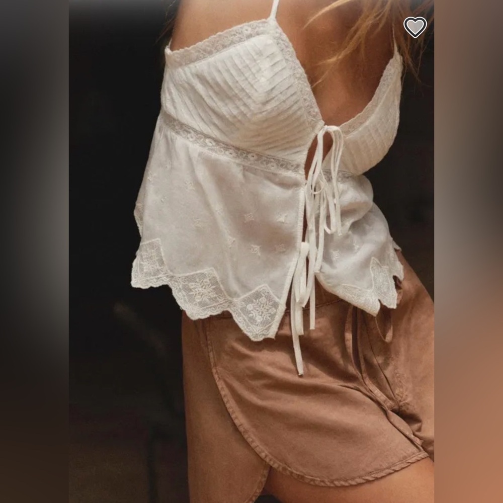 🔥🔥Zara White Lace Eyelet Tie-Front Cami Top - Picture 3 of 7